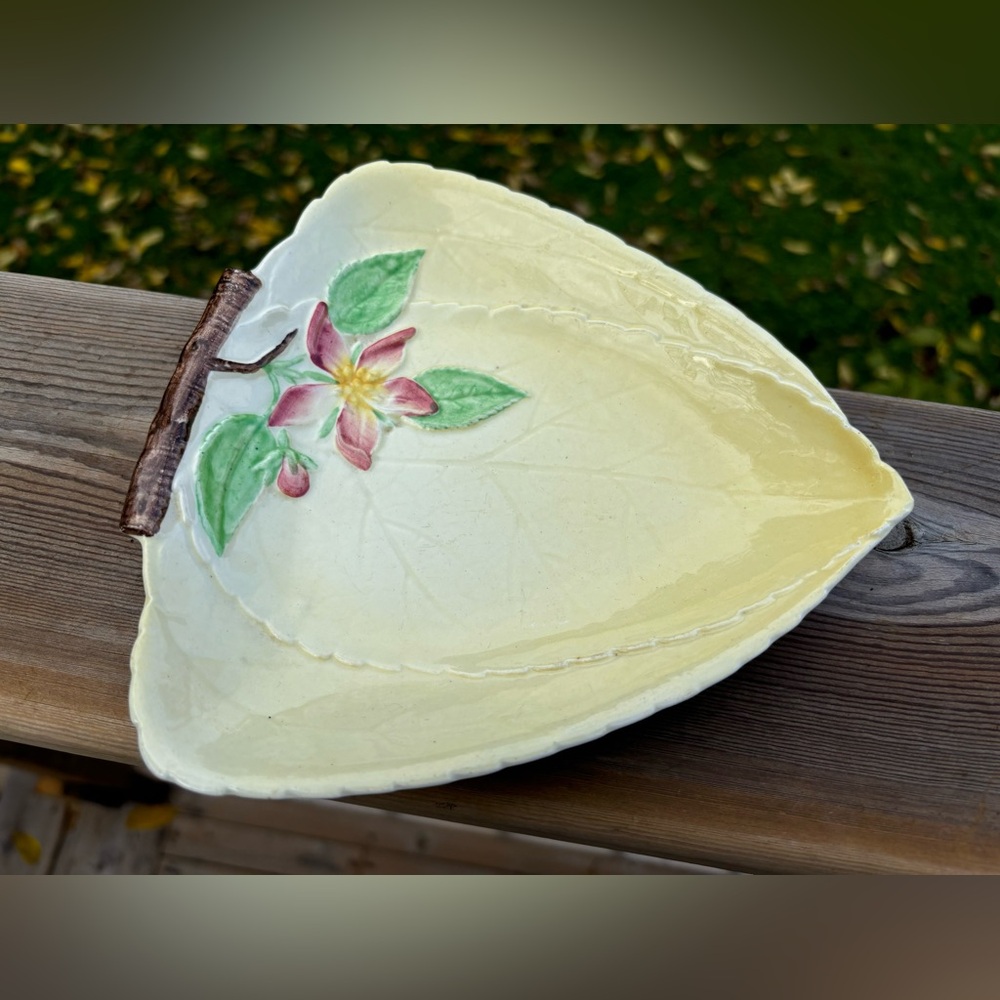 Vtg Carlton Ware Australian Design Apple Blossom Dish